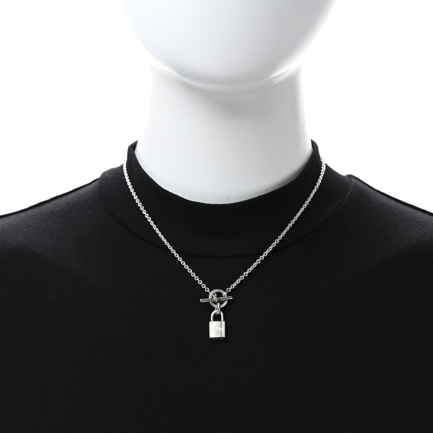Hermes Sterling Silver Cadenas Kelly Lock Pendant Necklace 3 of 4
