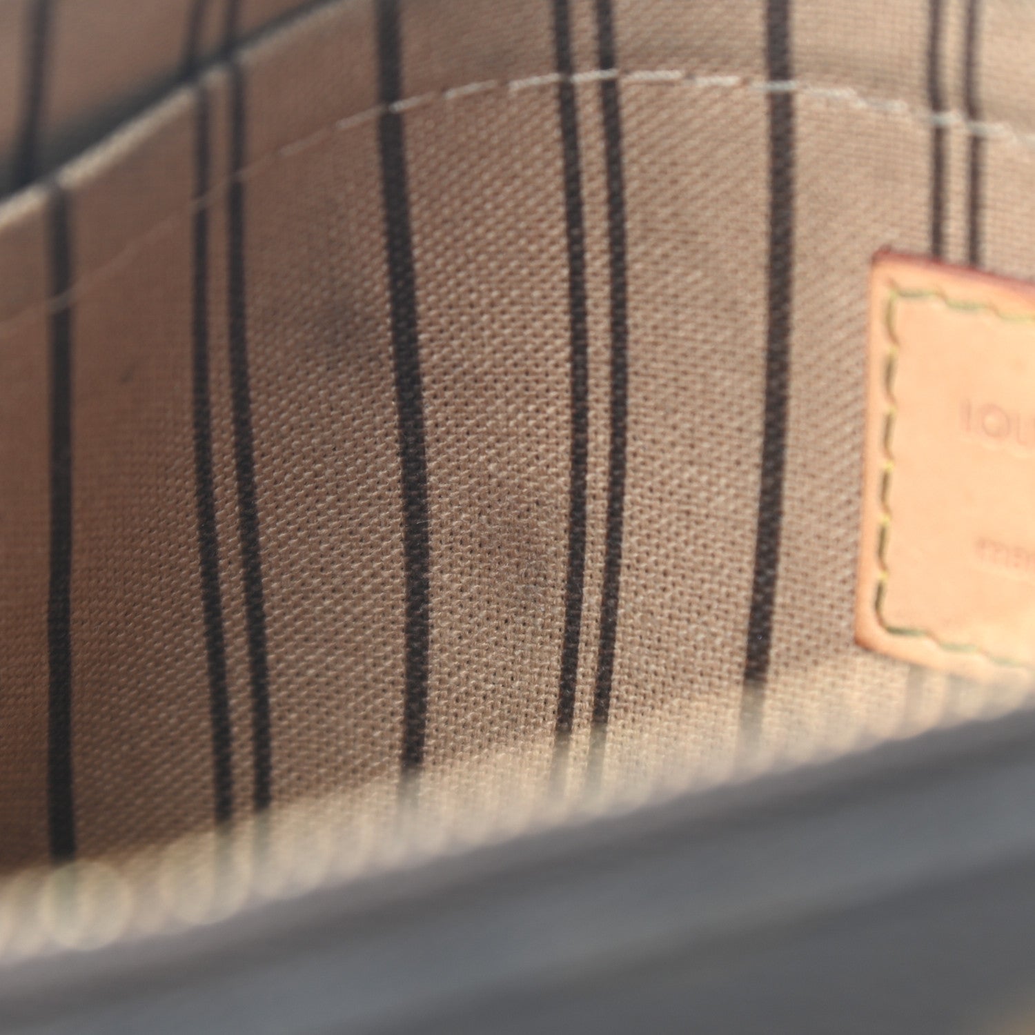 Louis Vuitton Monogram Neverfull MM GM Pochette 9 of 11