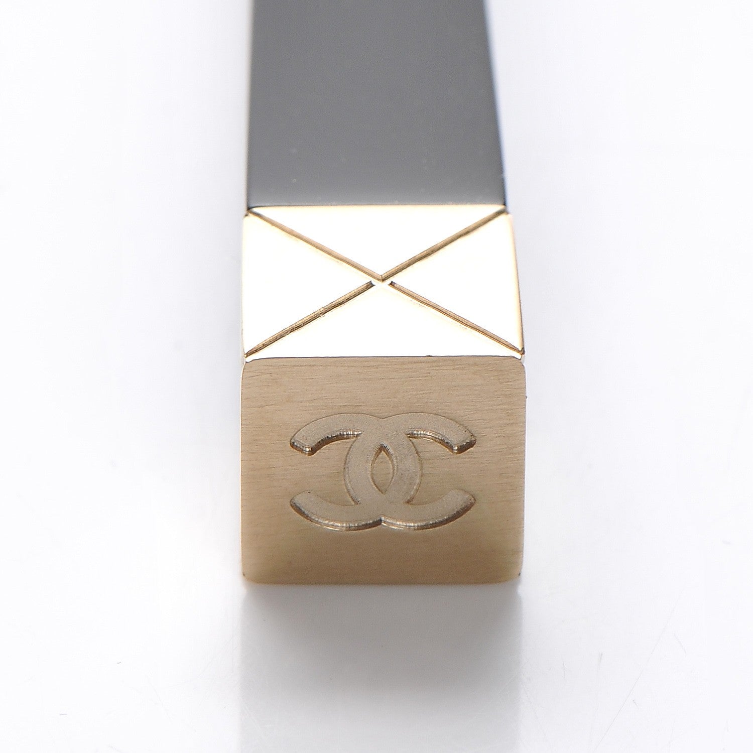 Chanel Quilted CC Hair Pin Gold 7 of 8