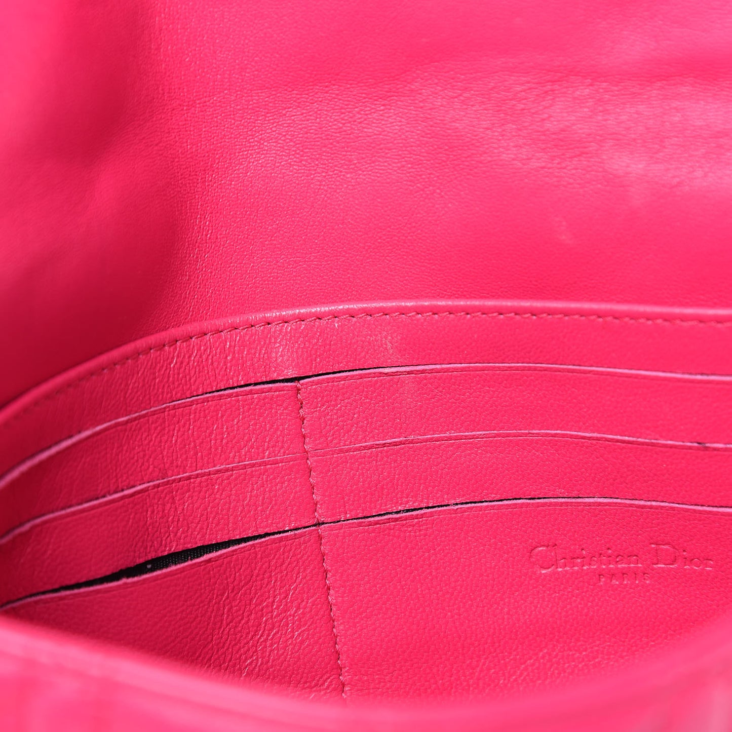 Lambskin Cannage New Lock Pouch Fuchsia