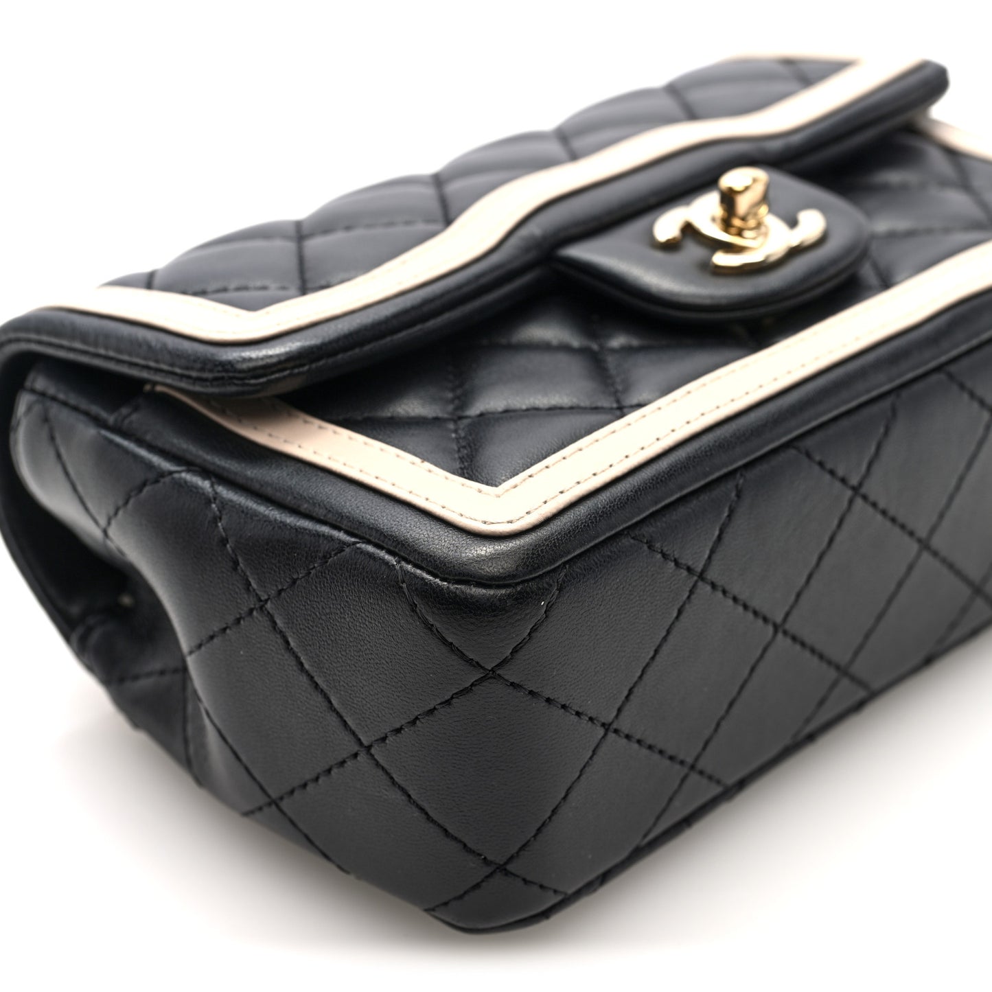 Shiny Lambskin Quilted Half Mini Flap Black Beige