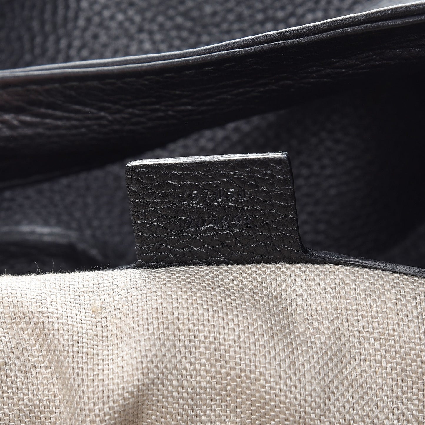 Calfskin Greenwich Medium Shoulder Bag Black