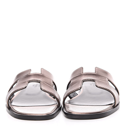 Hermes Metallic Nappa Oran Sandals 37 Or Vieilli 2 of 12