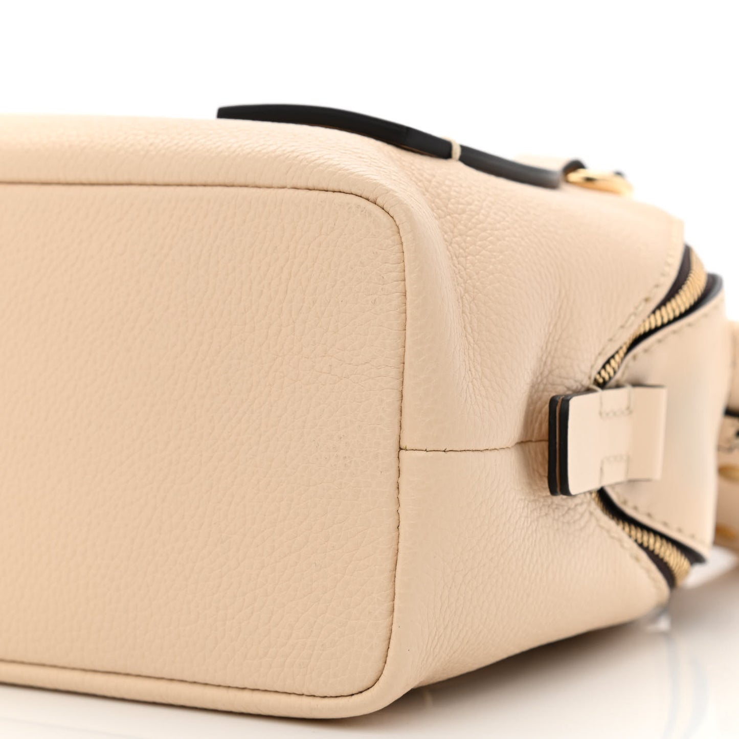 Calfskin Small Daria Sweet Beige