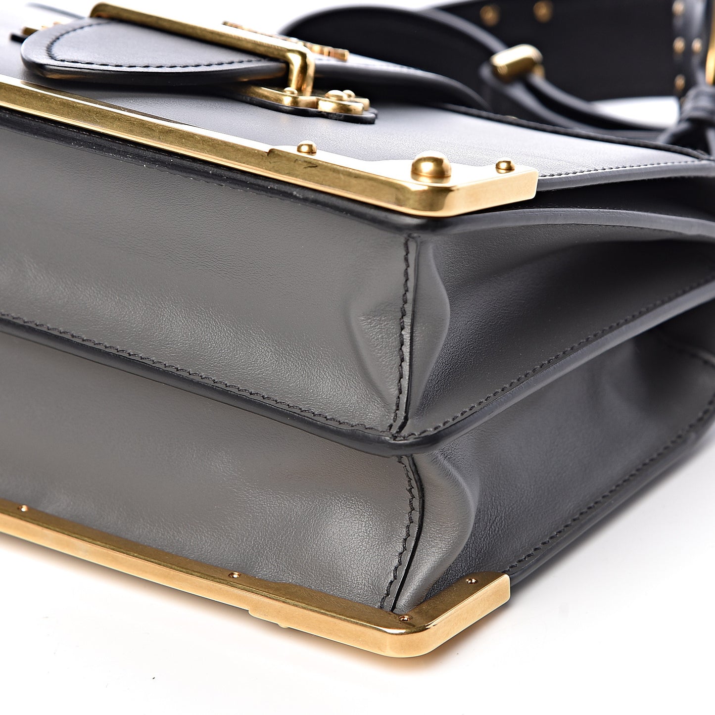 City Calfskin Saffiano Cahier Bag Mercurio Black