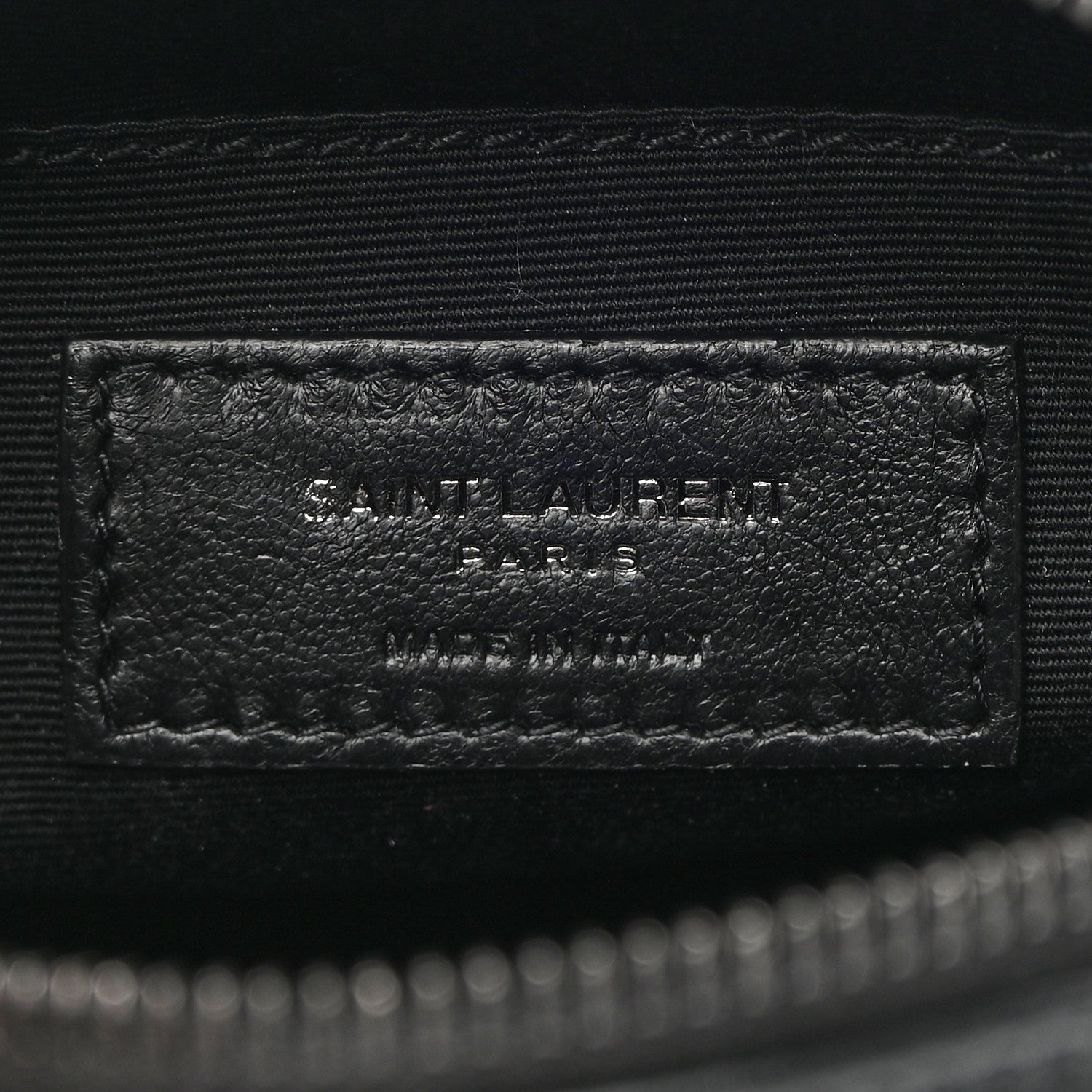 Saint Laurent Calfskin Matelasse Chevron Round Vinyle Camera Bag Black 6 of 11