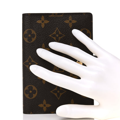Louis Vuitton Monogram Small Ring Agenda Cover 2 of 11