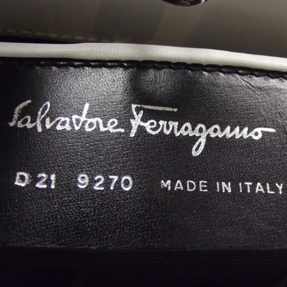 SALVATOREFERRAGAMOLeatherShoulderBagWhite