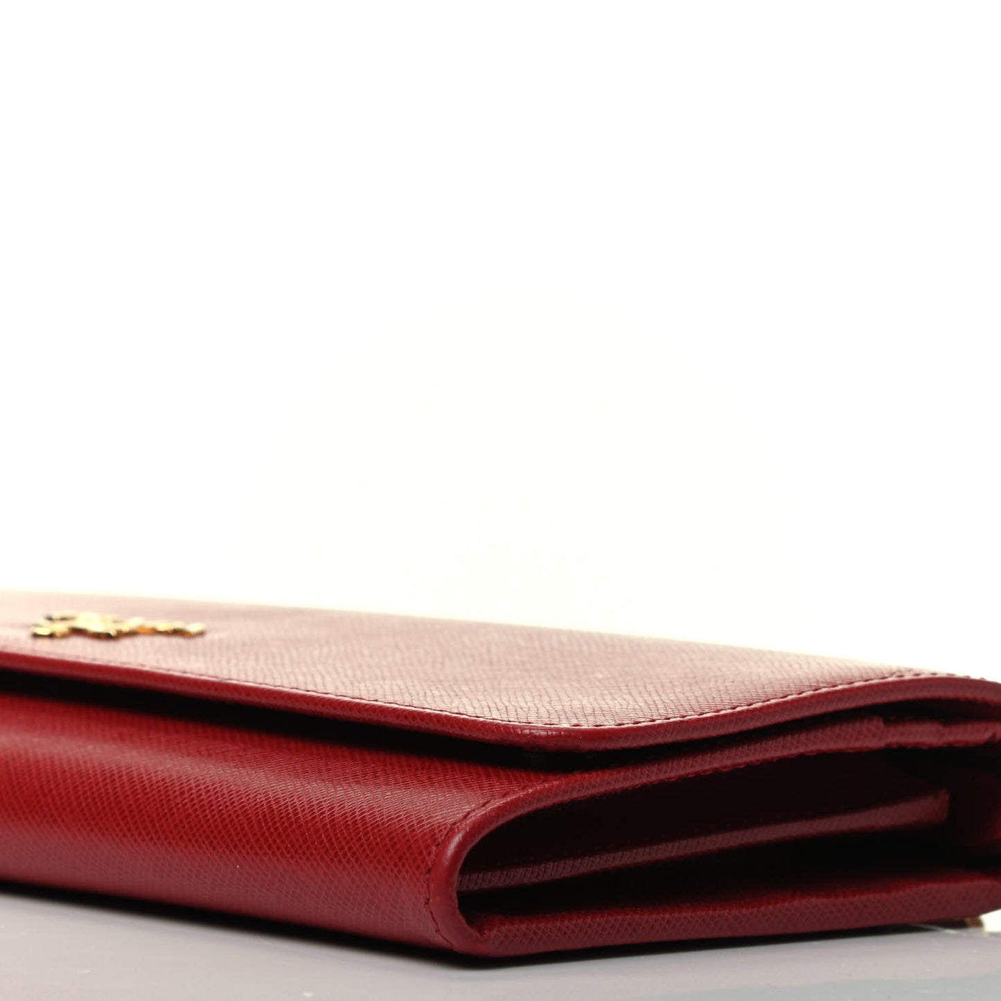 Saffiano Metal Oro Chain Wallet Fuoco