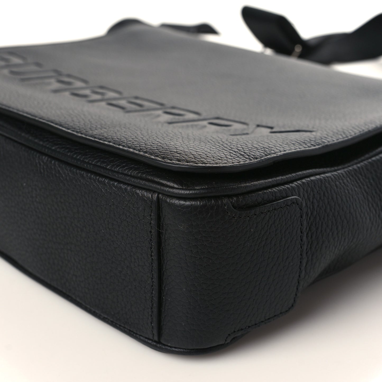 Grainy Calfskin Embossed Bruno Messenger Black
