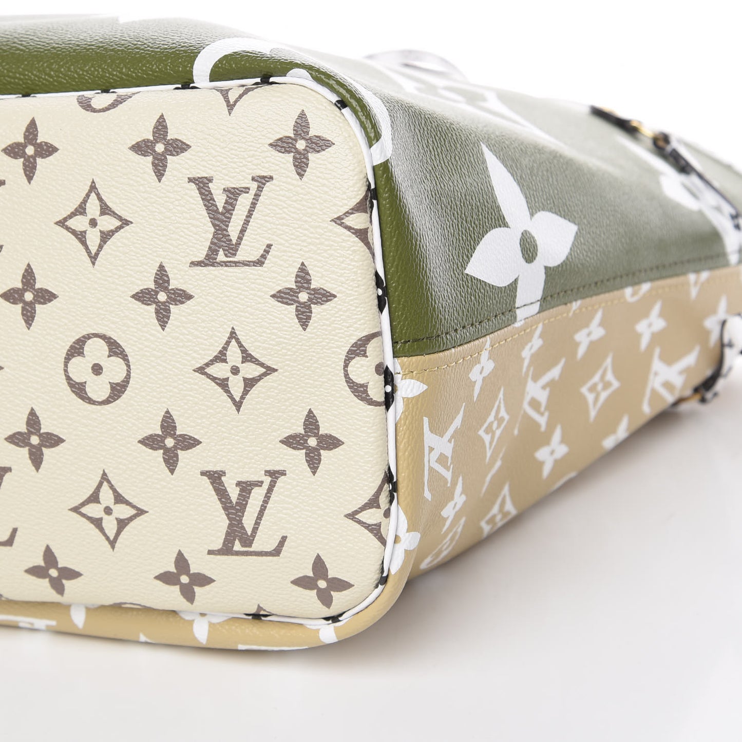 Monogram Giant Neverfull MM Kaki