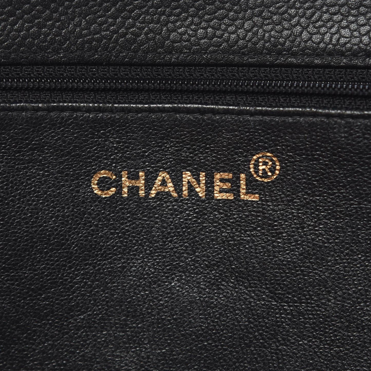 Caviar CC Tote Black