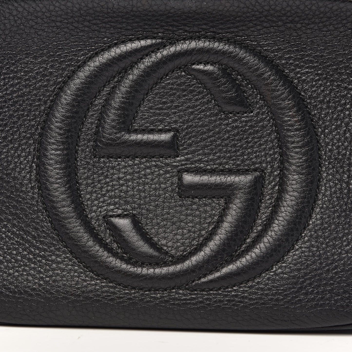 Pebbled Calfskin Small Soho Disco Bag Black