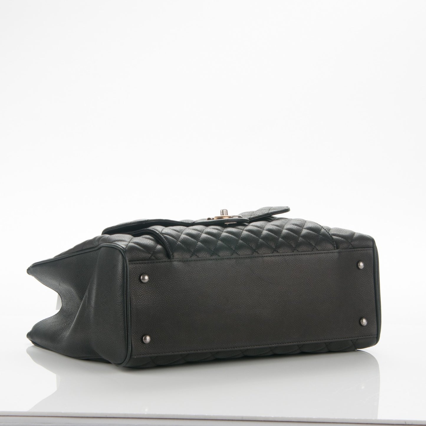 Caviar Quilted Large Casual Pocket Tote Black