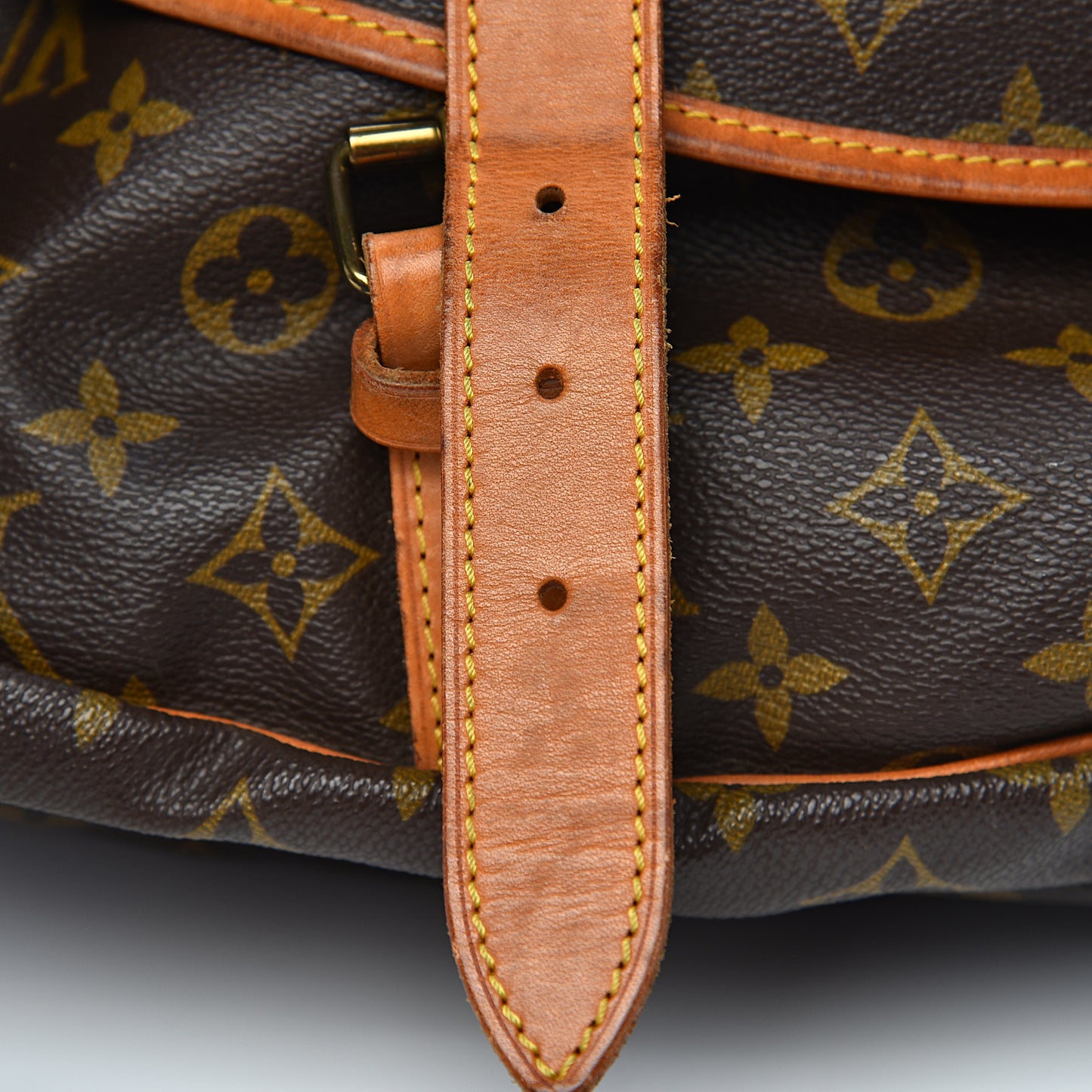 Monogram Saumur 43
