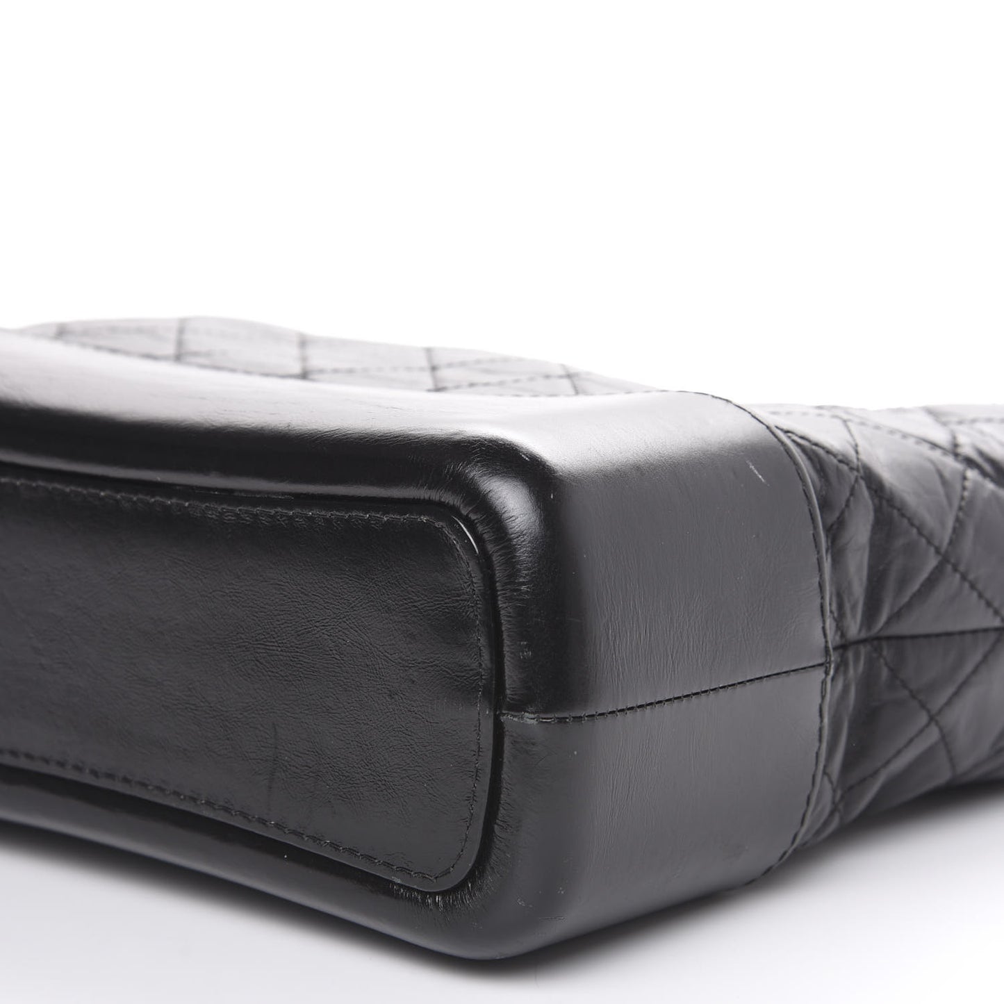 Aged Calfskin Quilted Medium Gabrielle Hobo Black