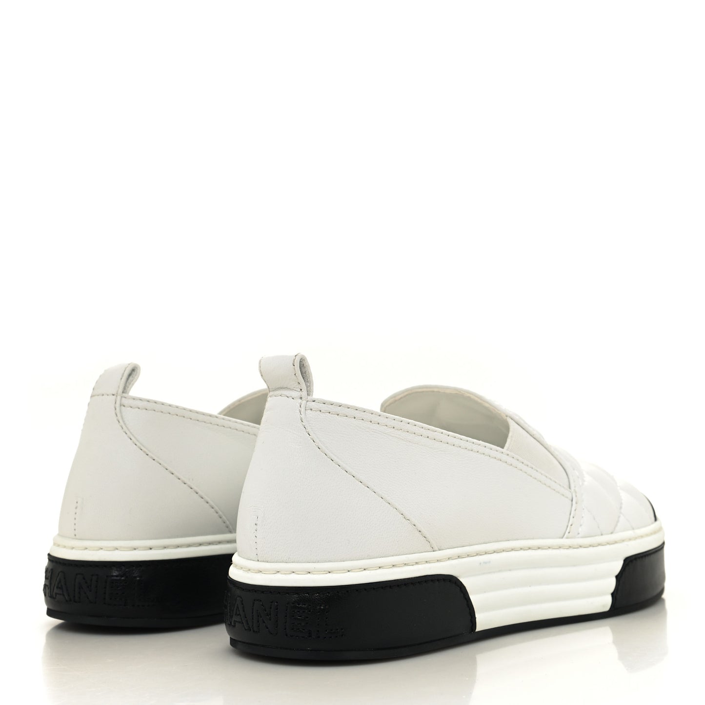 Lambskin Quilted Womens CC Stroll Sneakers 39 White