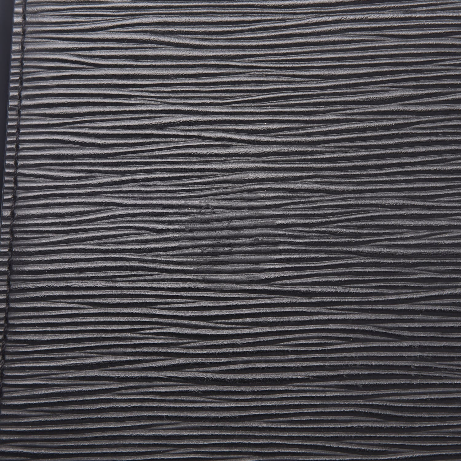 Louis Vuitton Epi Cluny MM Black 12 of 17