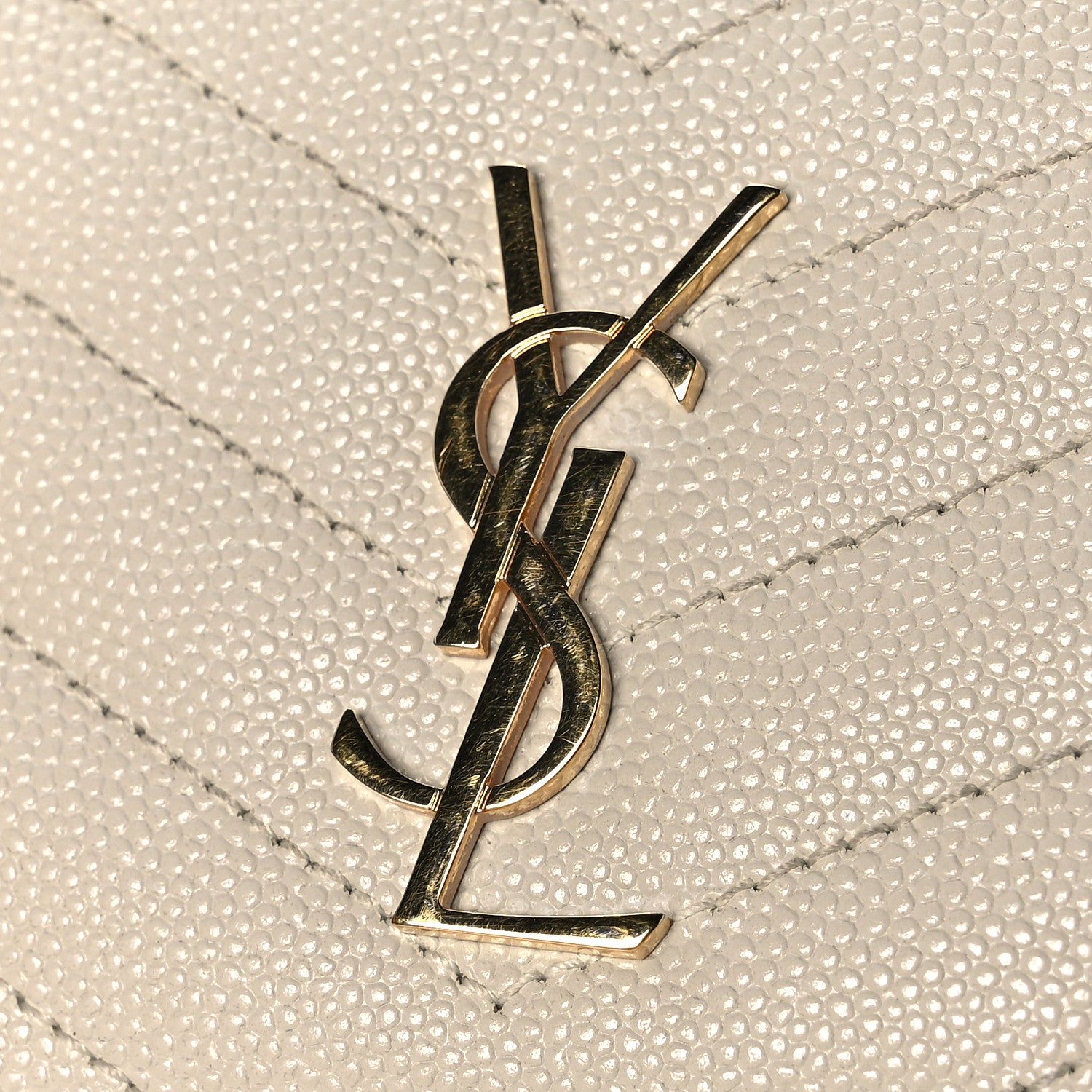 Saint Laurent Grain De Poudre Matelasse Chevron Monogram Fragments Zippered Card Case Crema Soft 11 of 12
