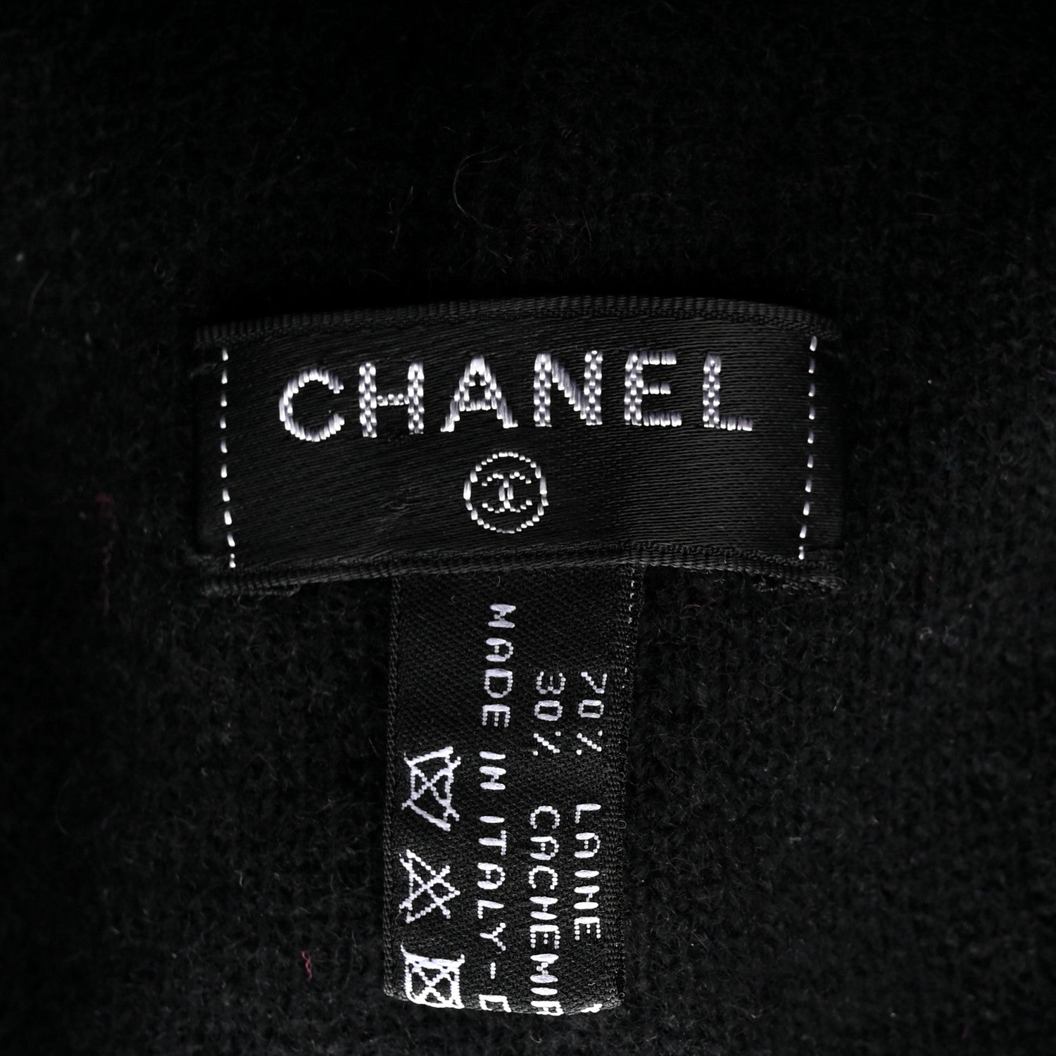 Chanel Cashmere Logo Beanie Hat Black Fuchsia 5 of 5