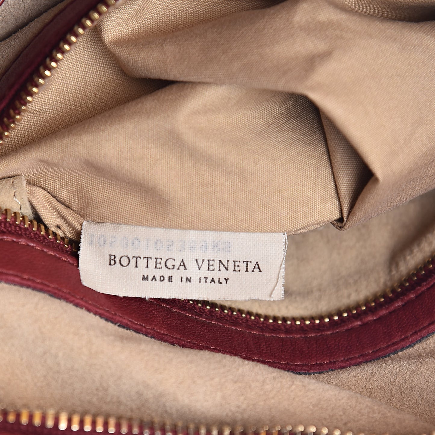 Nappa Intrecciato Medium Veneta Hobo Vermillion