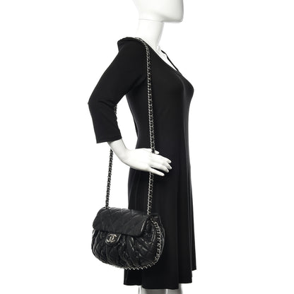 Chanel Washed Lambskin Quilted Medium Chain Around Messenger Black 2 of 10