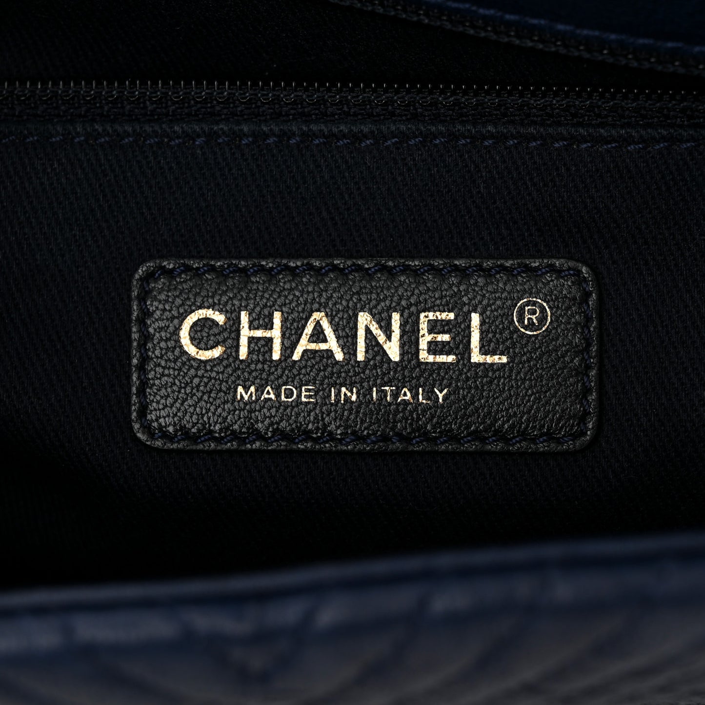 Calfskin Chevron Quilted Small Surpique Flap Navy