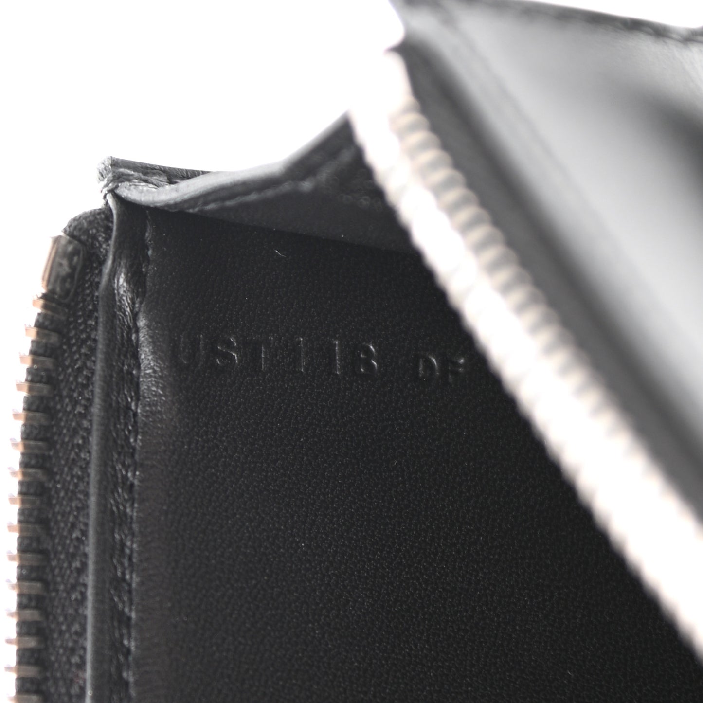 Tadelakt Kelly Cadena Clutch Black