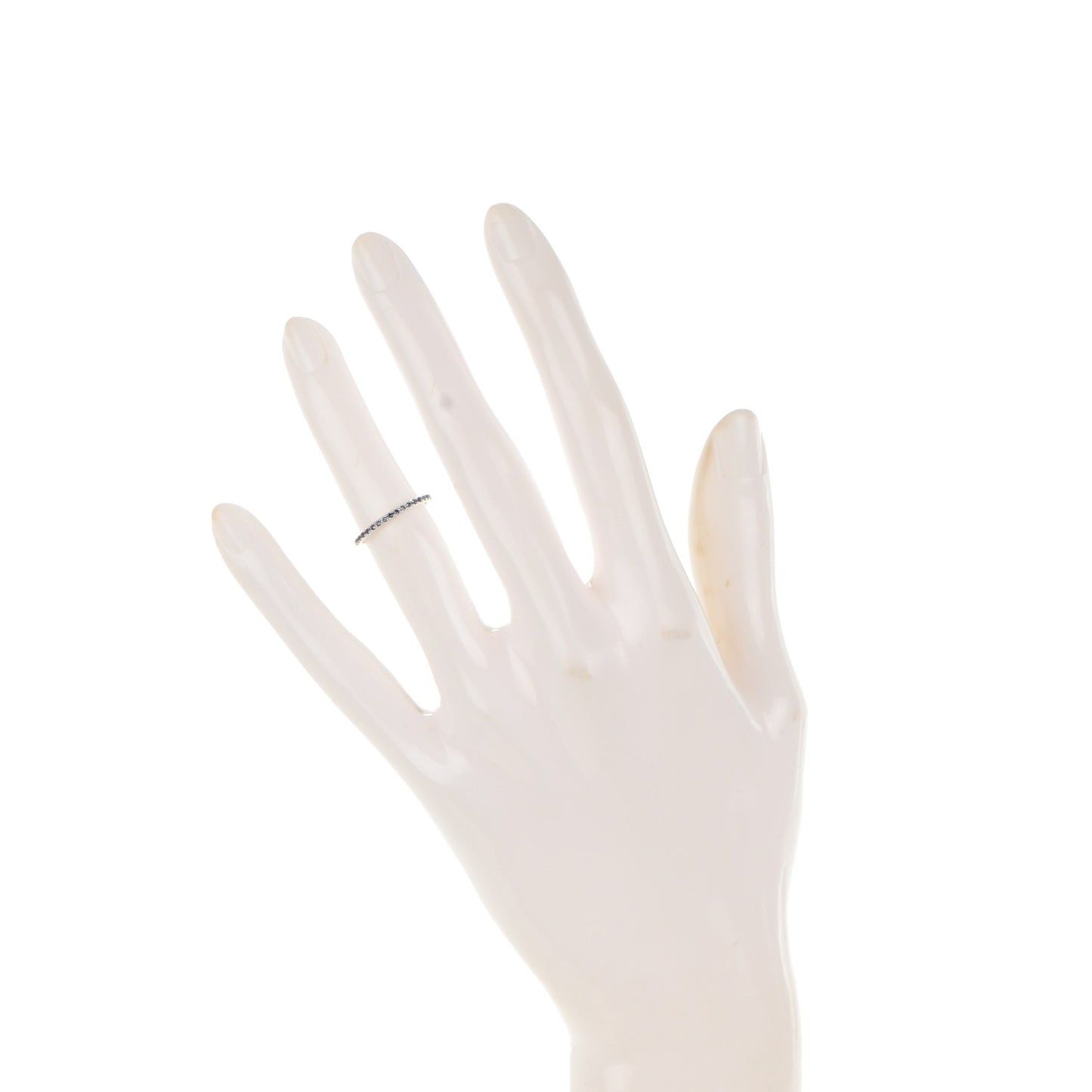 18K White Gold Iolite Metro Single Row Ring 4