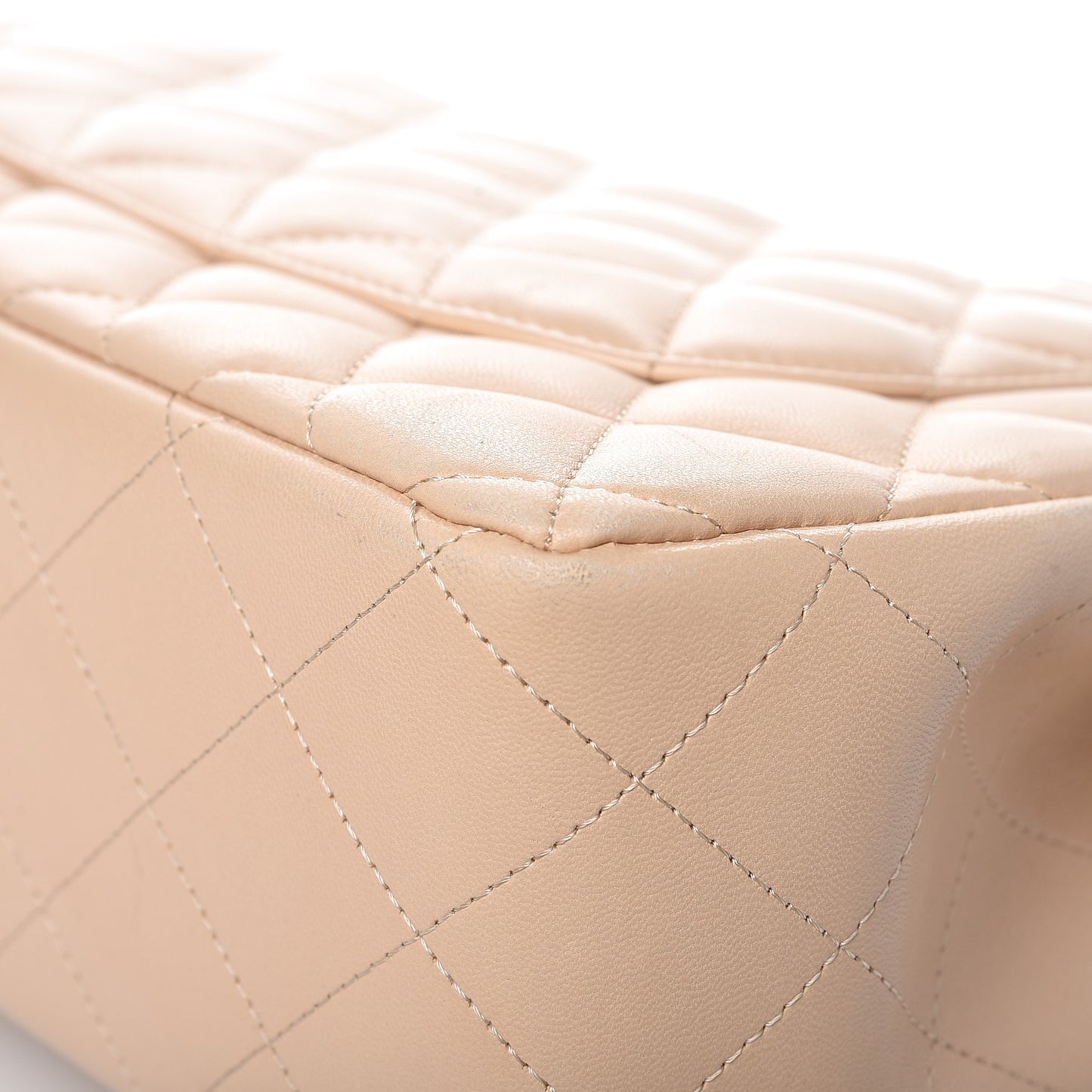 Lambskin Quilted Jumbo Double Flap Beige Clair