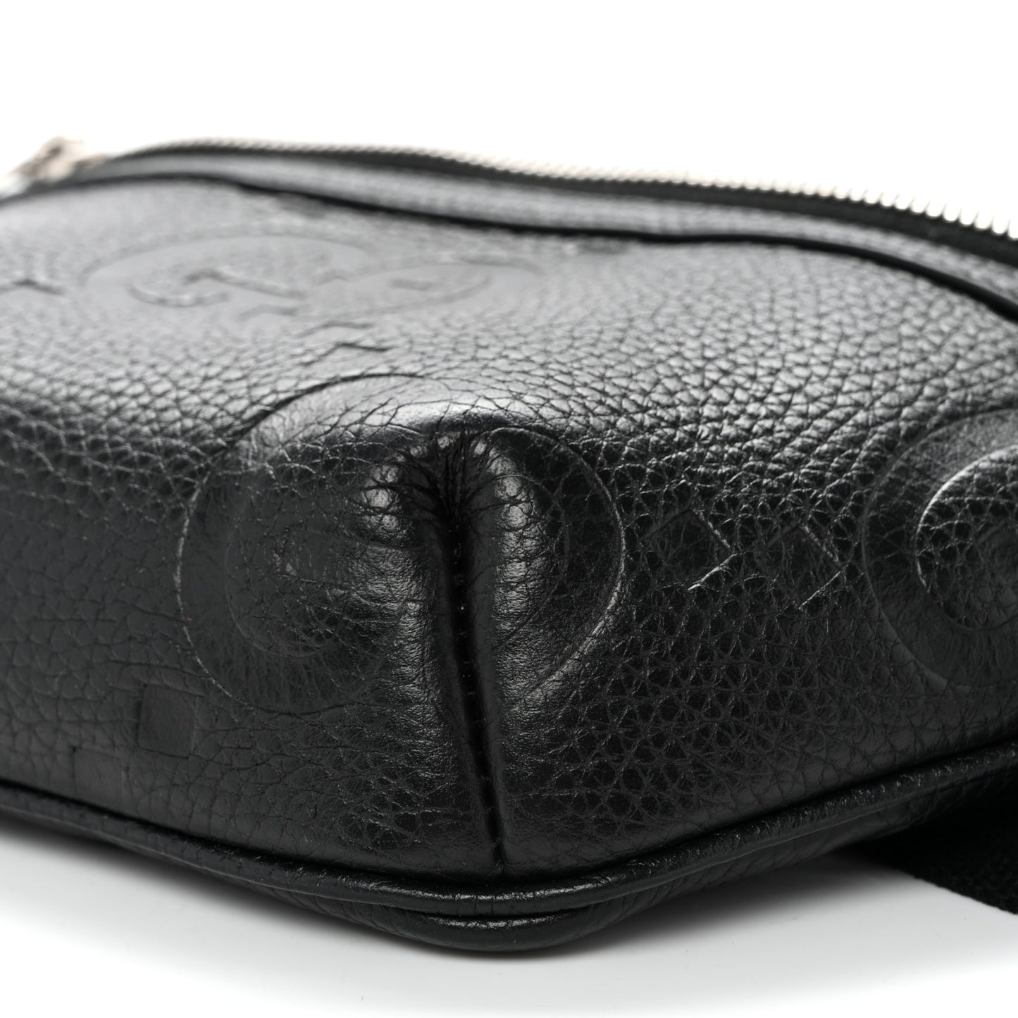Piuma Calfskin Jumbo GG Embossed Small Belt Bag Black