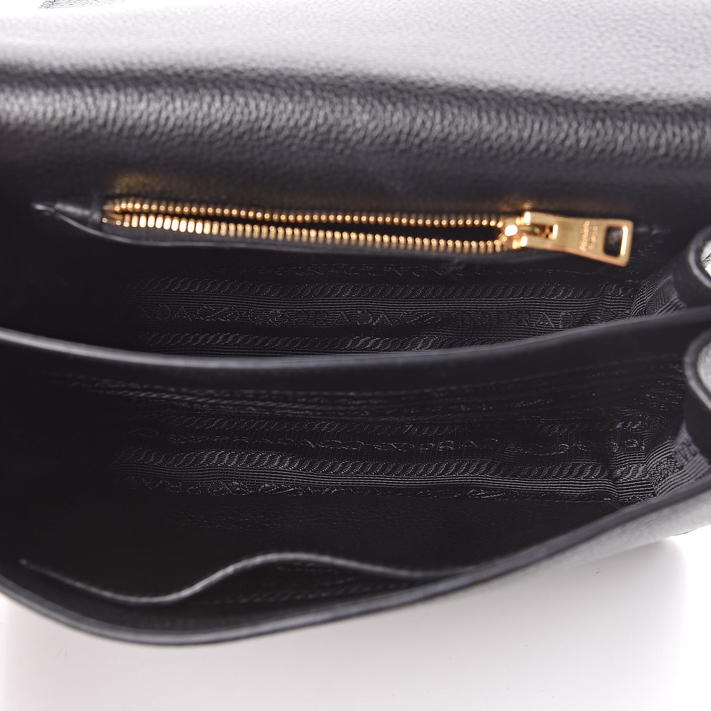 Vitello Daino Flap Crossbody Black