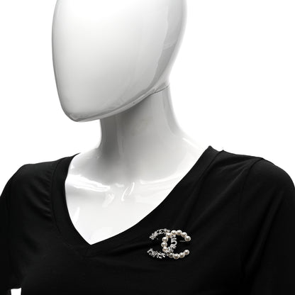 Chanel Crystal Pearl Star 5 CC Brooch Silver Pearly White 2 of 6