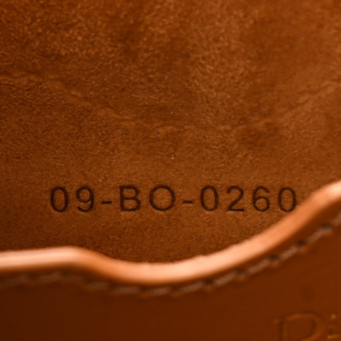 Box Calfskin Medium Bobby Flap Camel