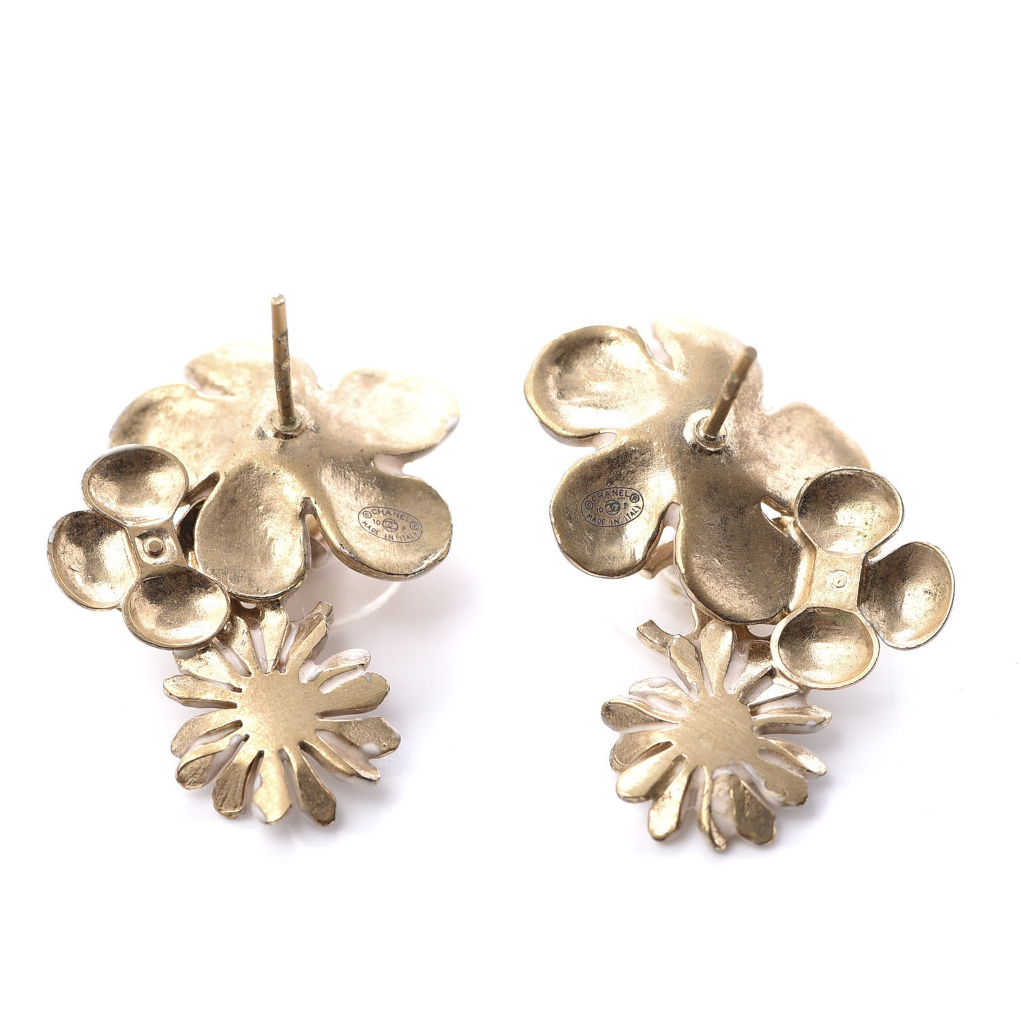 Resin CC Flower Earrings Gold White