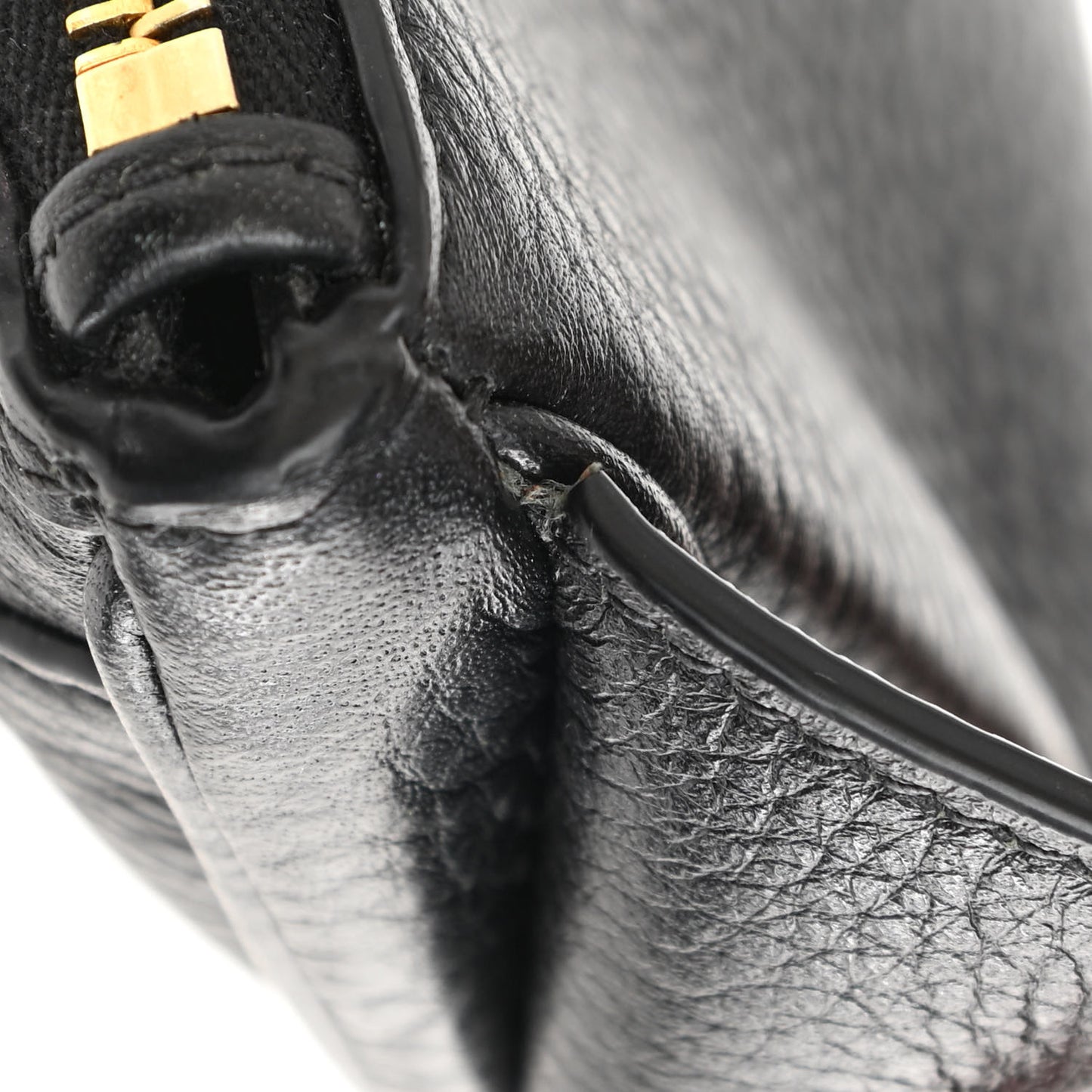 Vitello Daino Small Belt Bag Black
