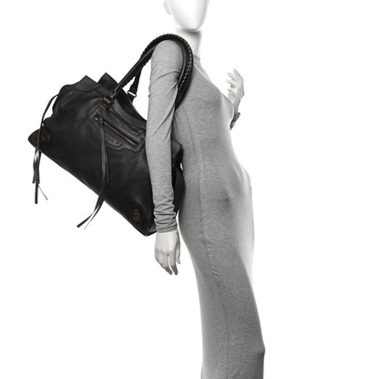 Balenciaga Used Calfskin Rust Hardware Large Top Handle Bag Black 2 of 14