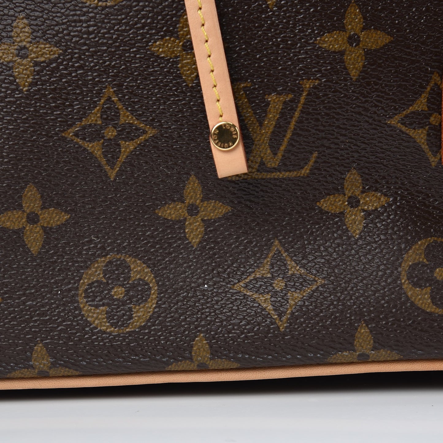 Monogram Neo