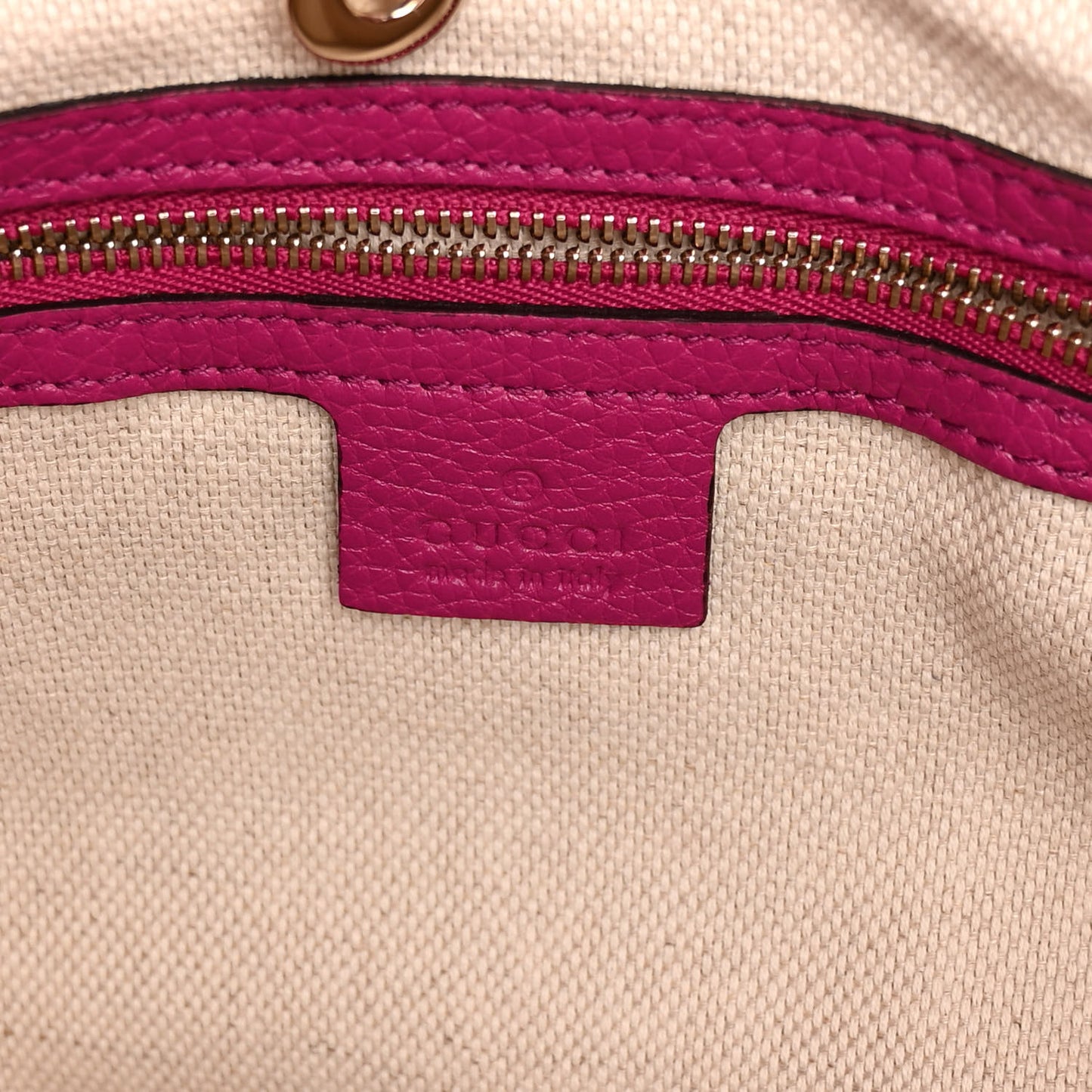 Cellarius Calfskin Medium Soho Chain Shoulder Bag Bright Bouganville