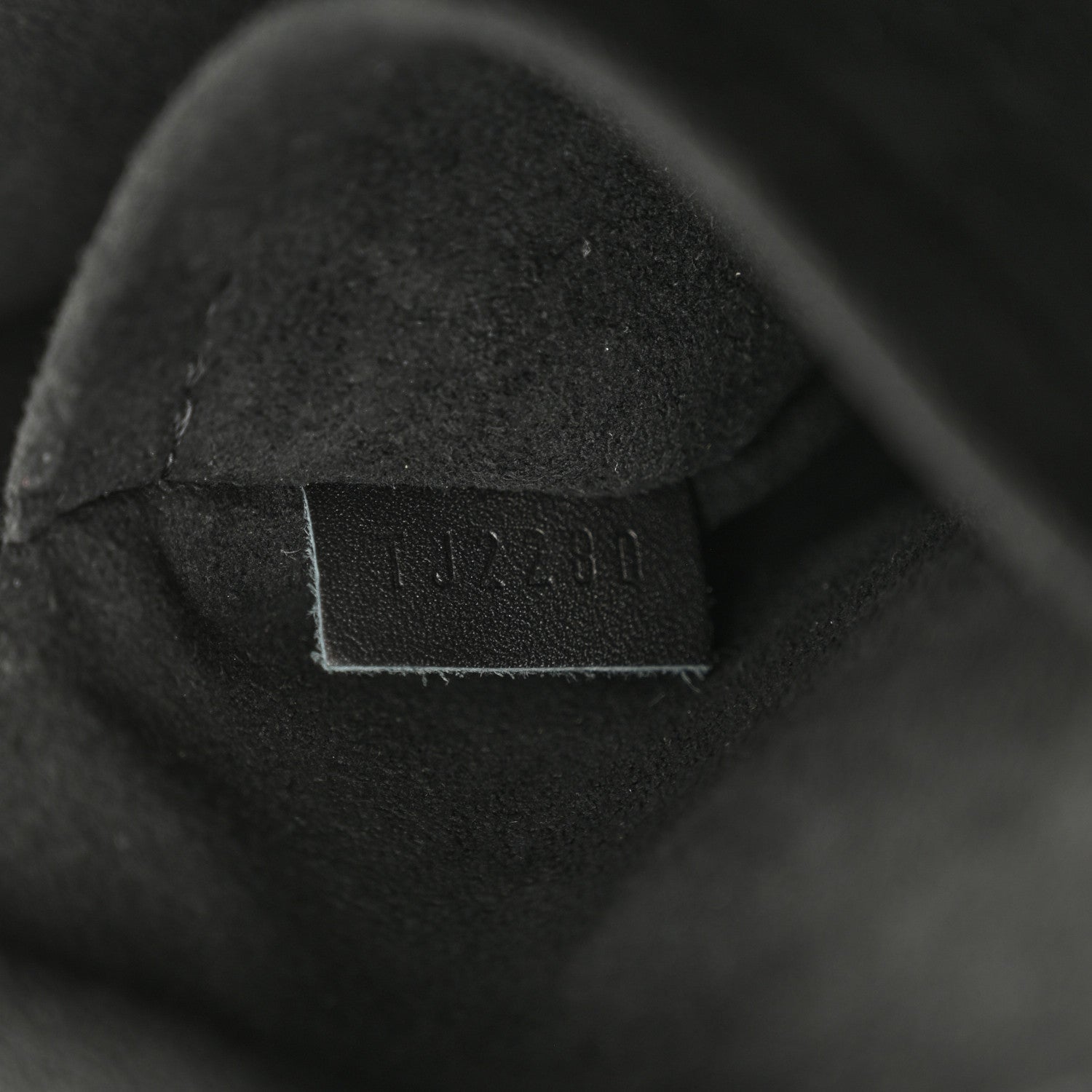 Louis Vuitton Monogram Flower Zipped Tote MM Black 7 of 10