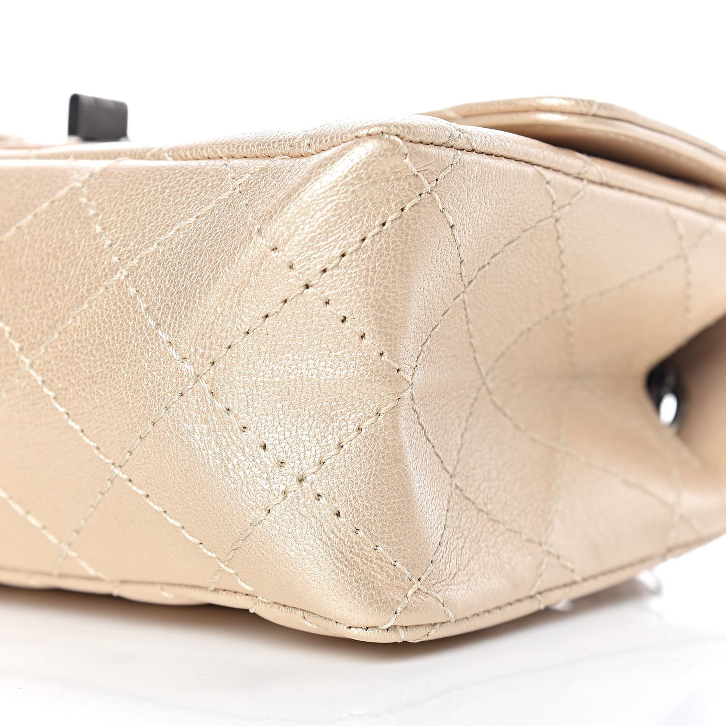 Metallic Sheepskin Quilted 2.55 Reissue Mini Flap Beige