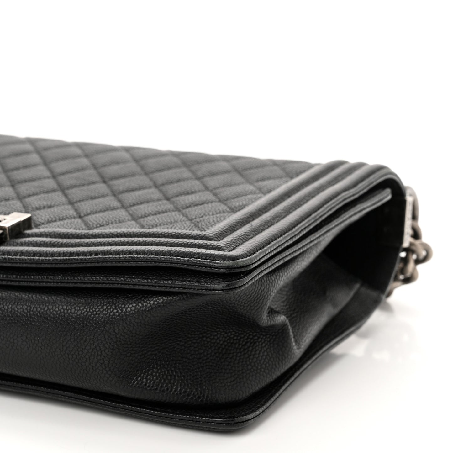 Caviar Quilted New Medium Boy Flap Black