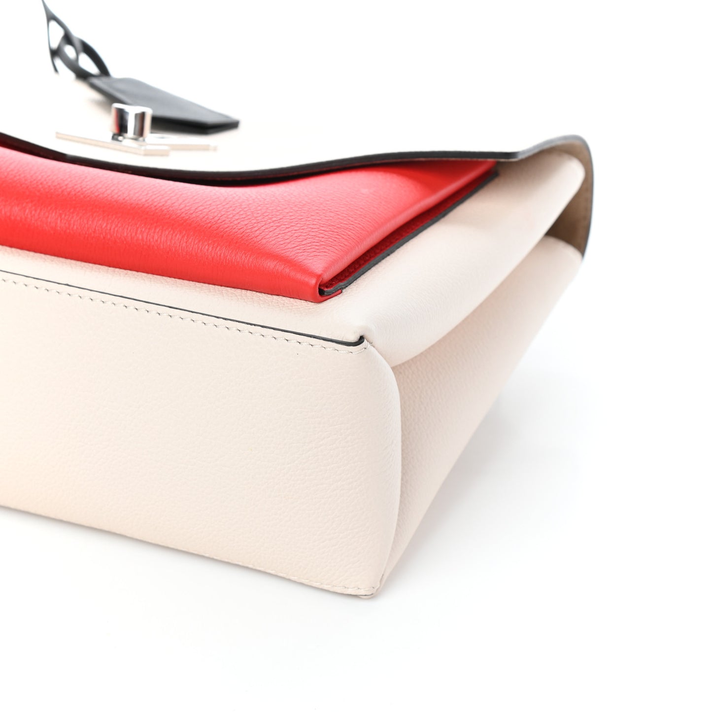 Soft Calfskin My Lockme Top Handle Kabuki Red Quartz Black