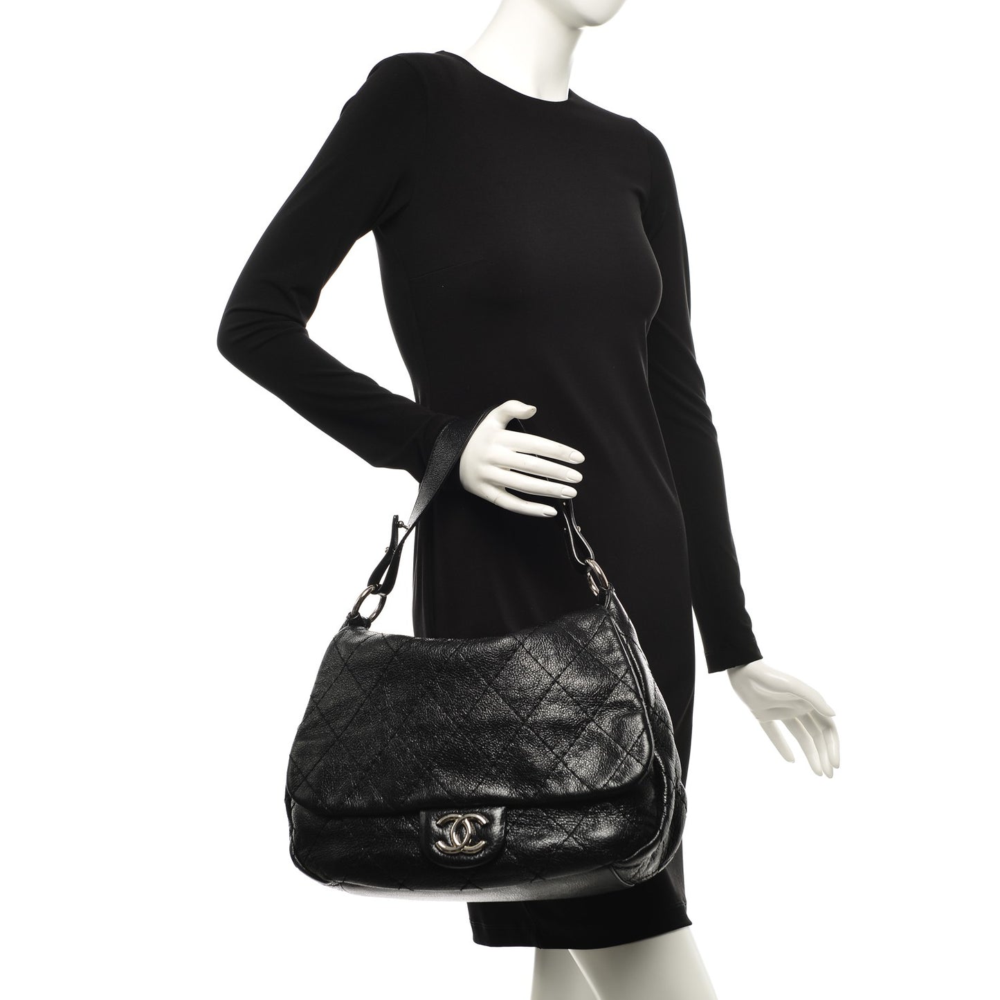 Glazed Calfskin Stitched XL On The Road Flap Black