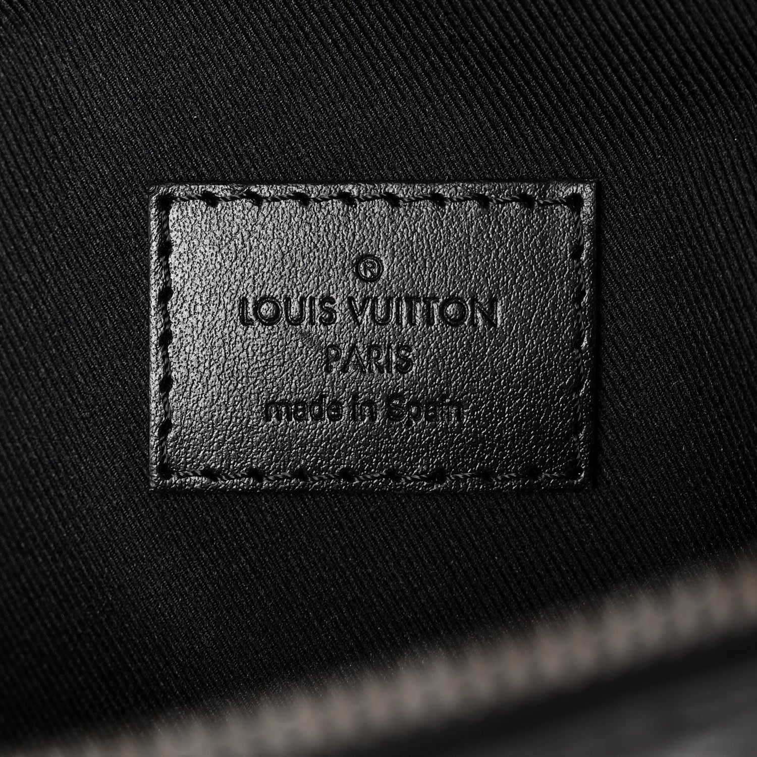 Louis Vuitton Monogram Eclipse Discovery Bumbag PM PM 6 of 10