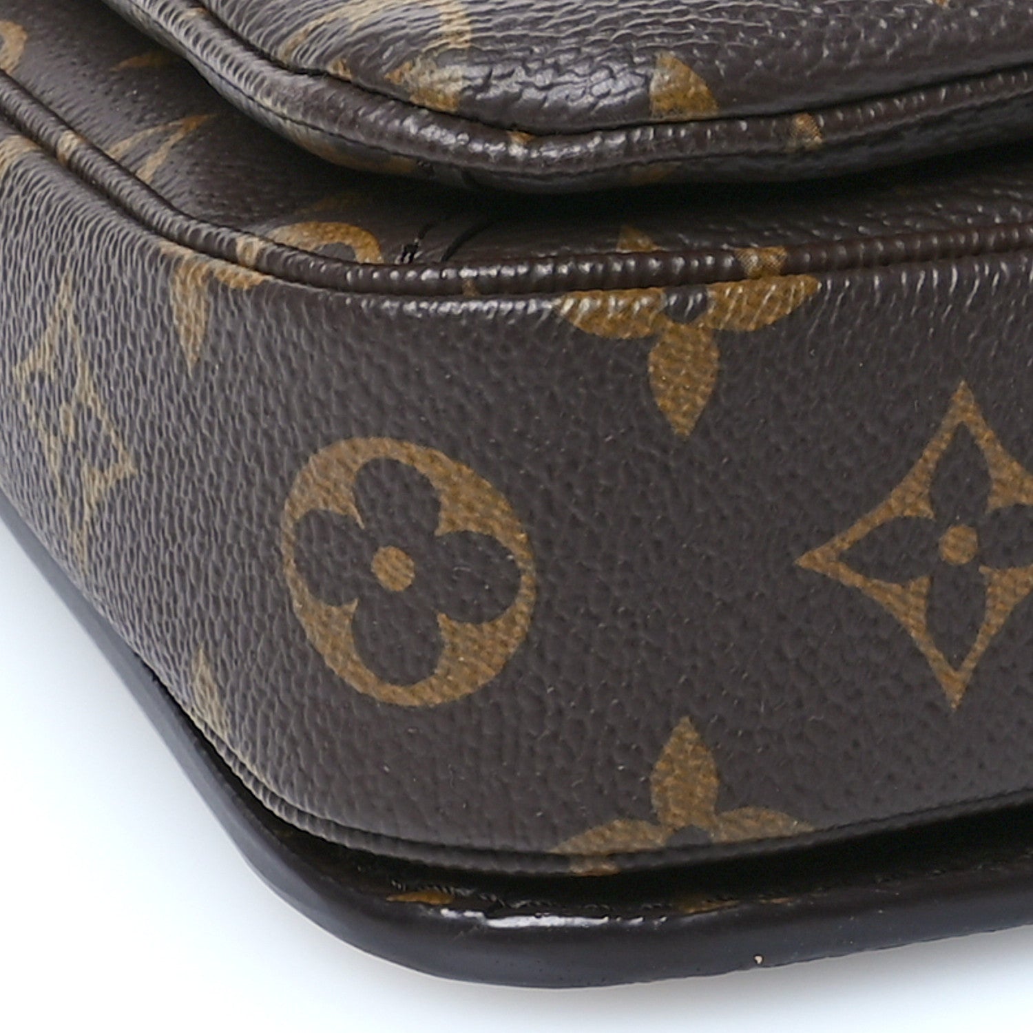 Louis Vuitton Monogram Pochette Metis 8 of 9