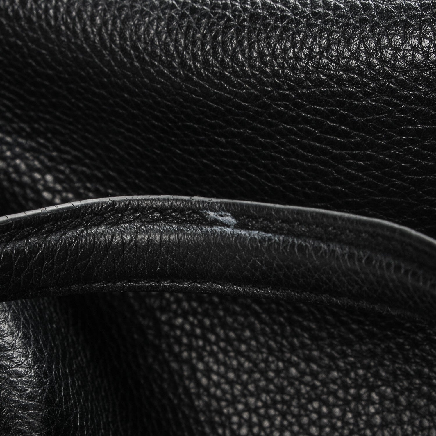 Alexander McQueen Pebbled Calfskin Large Skull Padlock Zip Around Tote Black 8 of 8