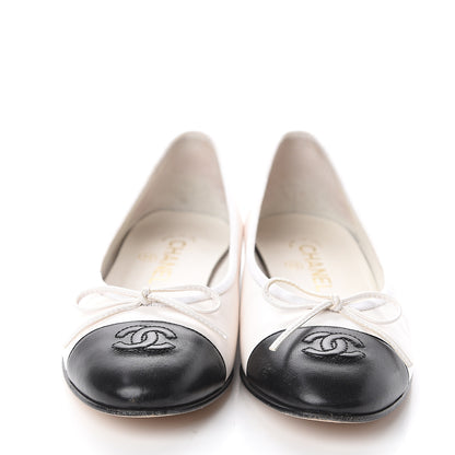 Chanel Lambskin Cap Toe Ballerina Flats 37.5 White Black 2 of 7
