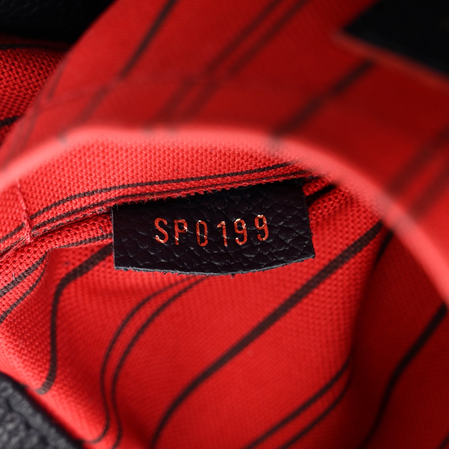 Empreinte Montaigne BB Marine Rouge