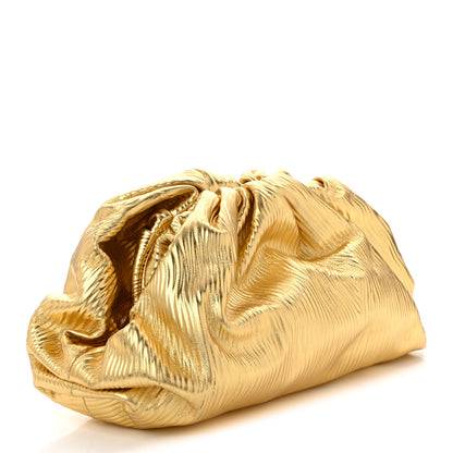 Bottega Veneta Metallic Bark Calfskin Embossed The Pouch Oversized Clutch Oro 3 of 10
